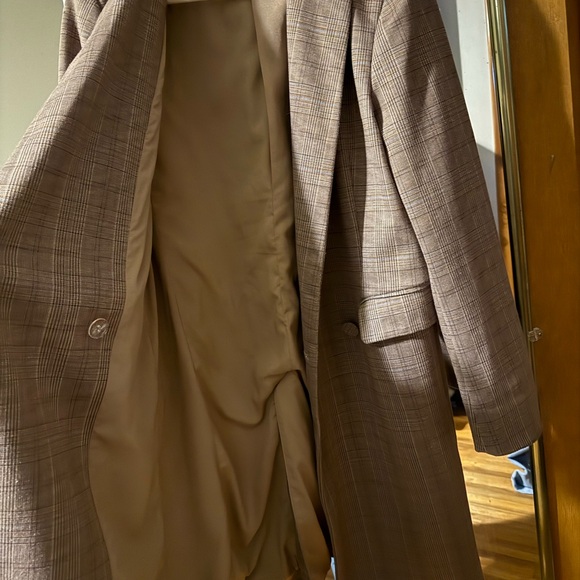 FRENCH MAUVE Size Small Classic Plaid Long Women's Blazer Coat - Brown - Picture 5 of 8